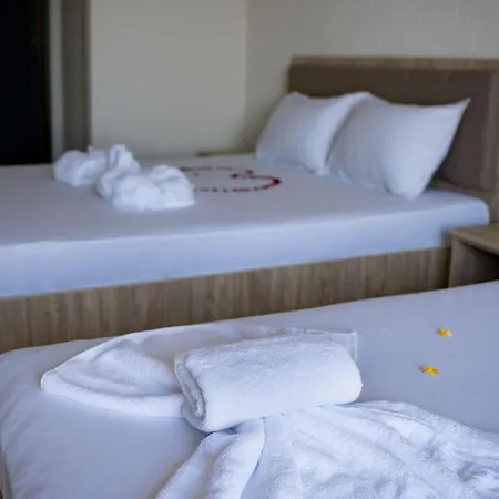 Complex Vraja Marii 3*